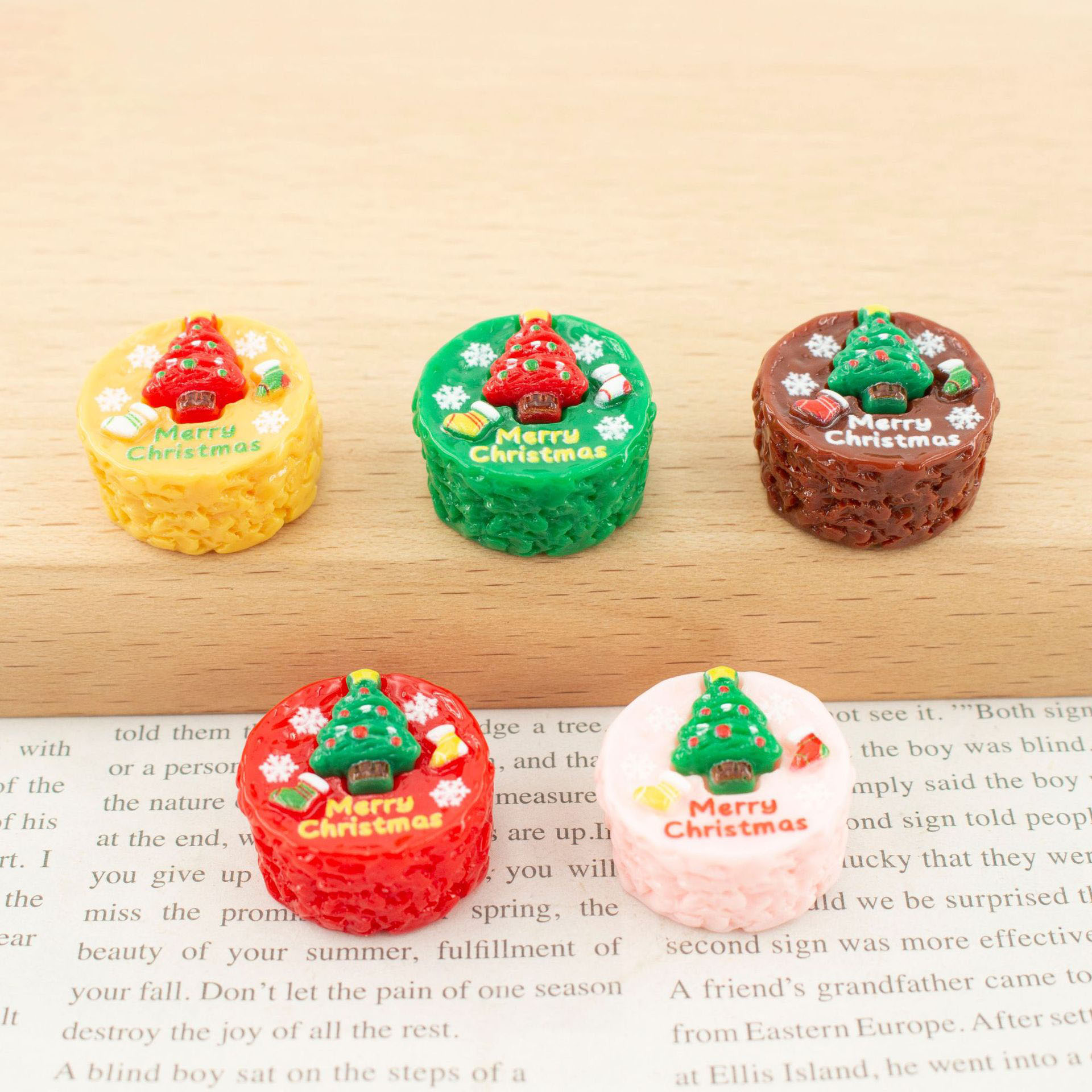 10pcs Resin imitation Christma - Jewelry Making Desk review and price